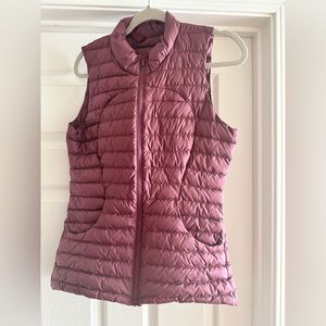 Lululemon Pack It Down Vest
Online Only